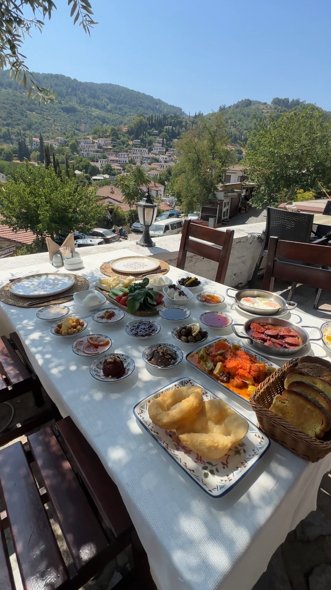 Şirince'de Artemis Restaurant'ta Kahvaltı Keyfi
